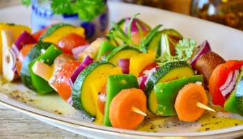 Zbilansowana dieta w pudełku? Postaw na catering sportowy